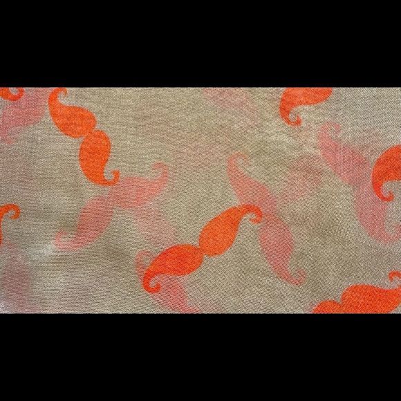Pashmina - Unique Mustache Print - Bid Now = Discounted Shipping - Picture 4 of 7